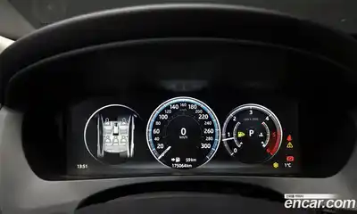 Jaguar XE 2017 2.0 гидро в Москве № 295807, миниатюра 8