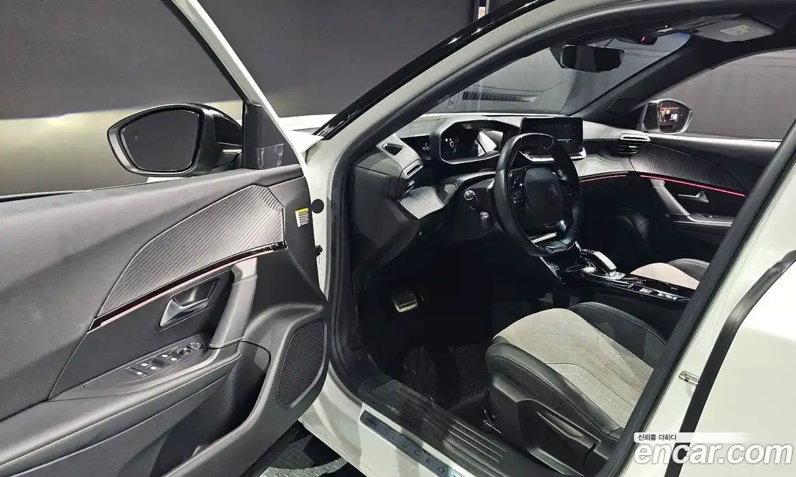 Peugeot 2008 2021 0.1 гидро в Москве № 305216, фото 12