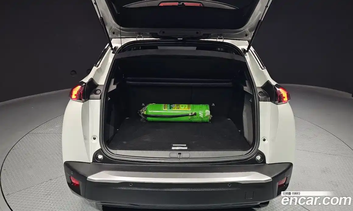 Peugeot 2008 2021 0.1 гидро в Москве № 305216, фото 20