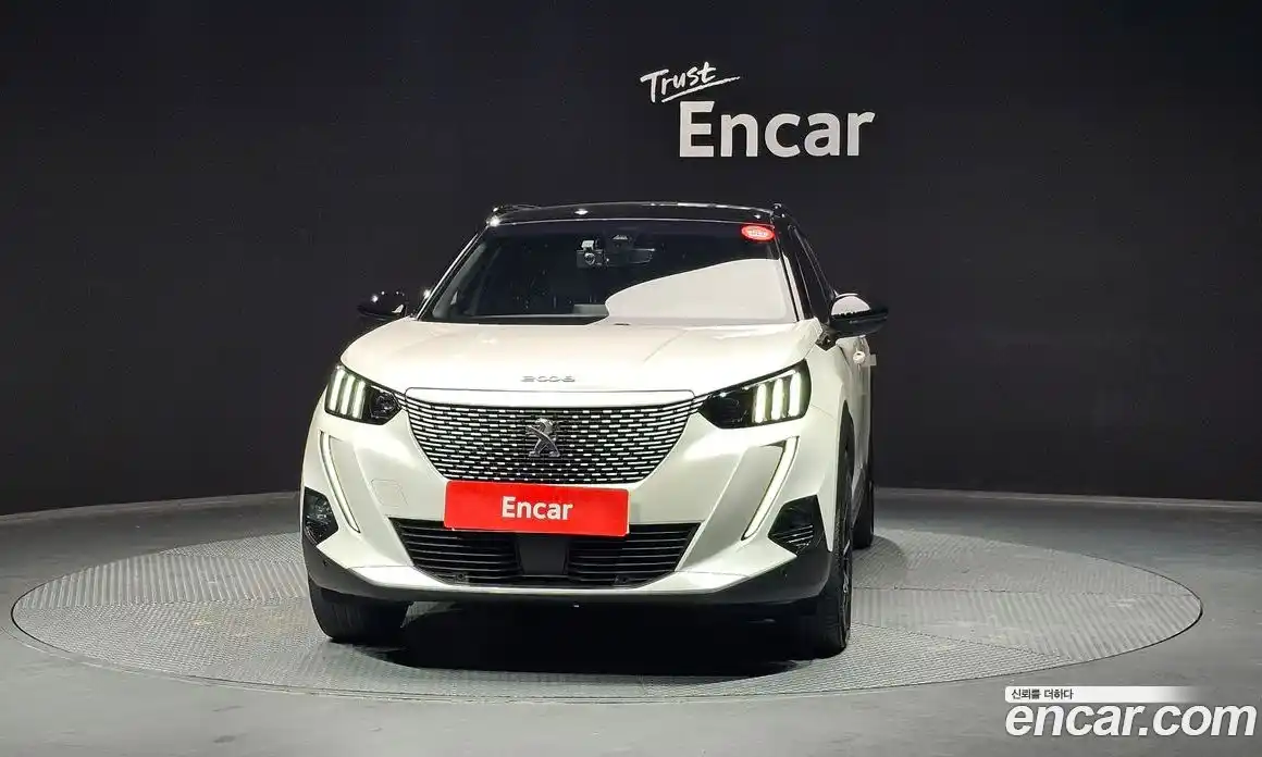 Peugeot 2008 2021 0.1 гидро в Москве № 305216, фото 3