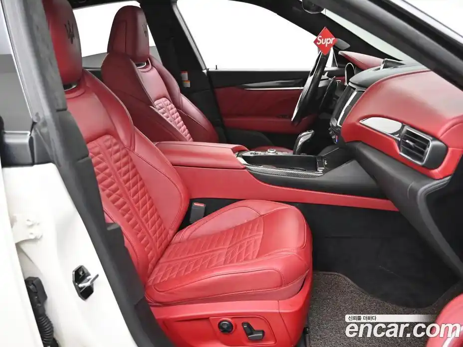 Maserati Levante 2018 3.8 гидро в Москве № 319709, фото 11