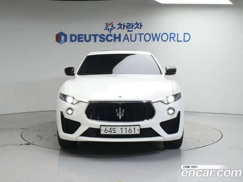 Maserati Levante 2018 3.8 гидро в Москве № 319709, фото 4