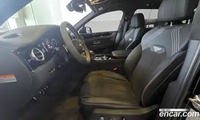 Bentley Bentayga 2024 4.0 гидро в Москве № 366416, миниатюра 7