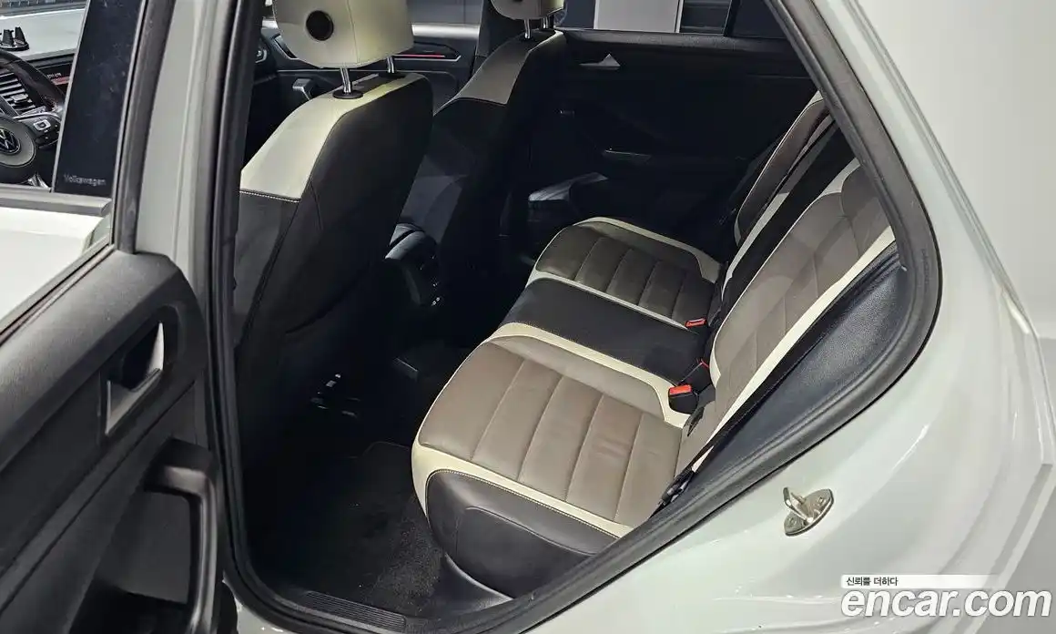 Volkswagen T-Roc 2021 2.0 гидро в Москве № 383299, фото 12