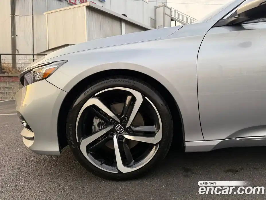 Honda Accord 2018 2.0 гидро в Москве № 402597, фото 12