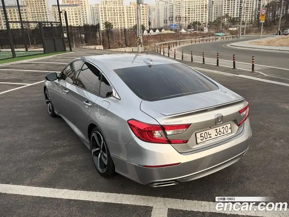 Honda Accord 2018 2.0 гидро в Москве № 402597, фото 14