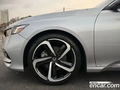 Honda Accord 2018 2.0 гидро в Москве № 402597, миниатюра 7