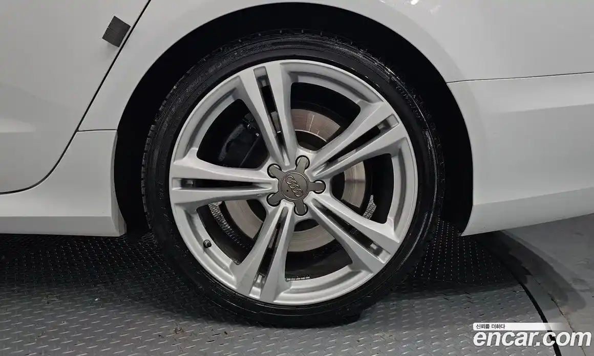 Audi S6 2014 4.0 гидро в Москве № 414703, фото 5