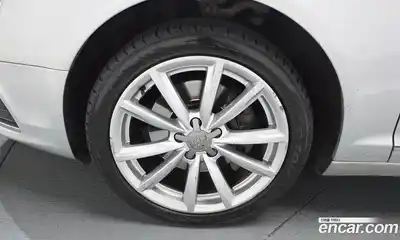 Audi A6 2010 3.2 гидро в Москве № 496944, миниатюра 5