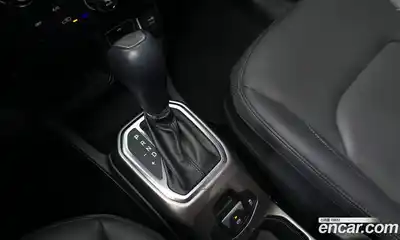 Jeep Renegade 2021 2.4 гидро в Москве № 534717, миниатюра 9