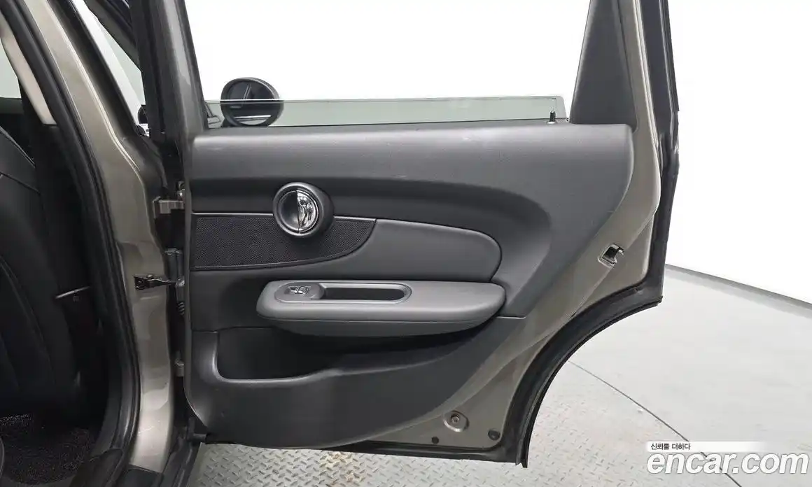 Mini Clubman 2019 2.0 гидро в Москве № 628208, фото 15