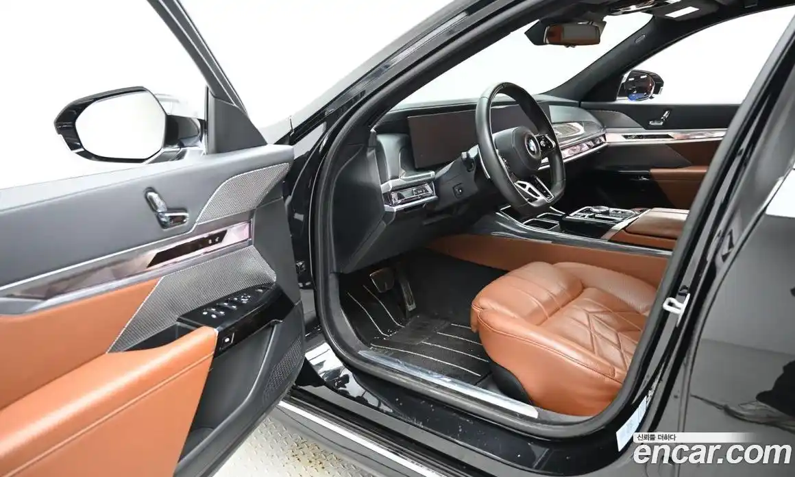 BMW 7-Series 2023 3.0 гидро в Москве, фото 11