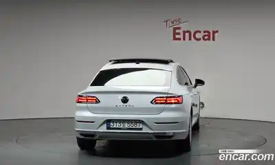 Volkswagen Arteon 2022 2.0 гидро в Москве № 725114, миниатюра 3