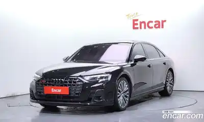 Audi A8, 2022