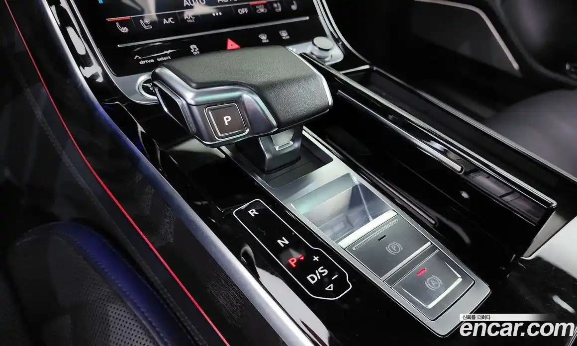 Audi A8 2022 3.0 гидро в Москве № 801601, фото 9