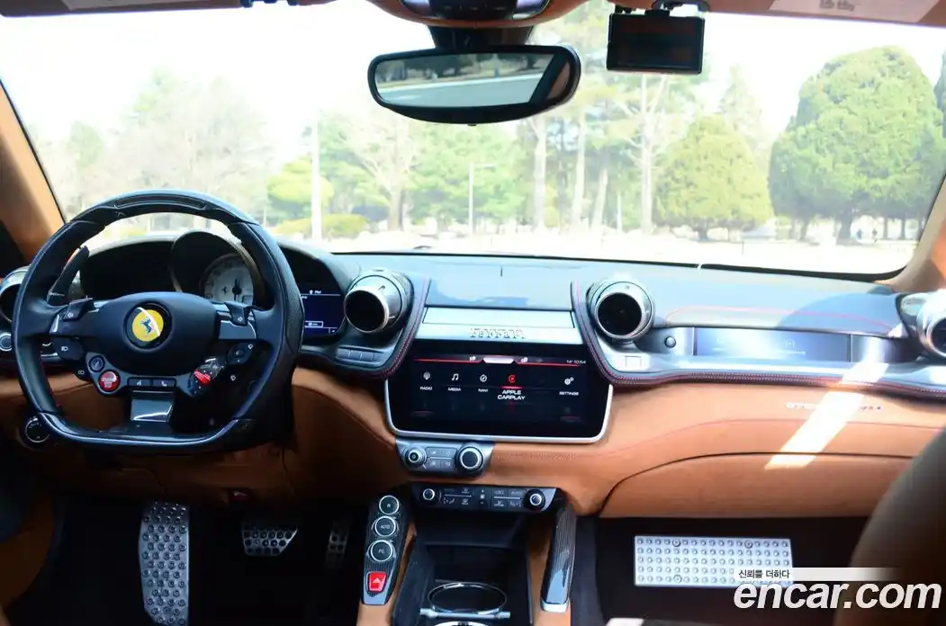 Ferrari GTC4 Lusso 2019 3.9 гидро в Москве № 814125, фото 7