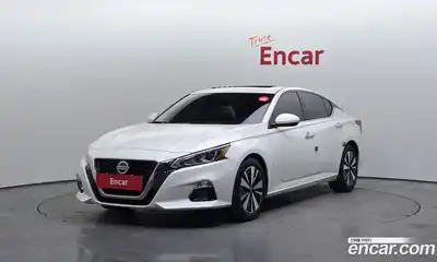 Nissan Altima, 2019