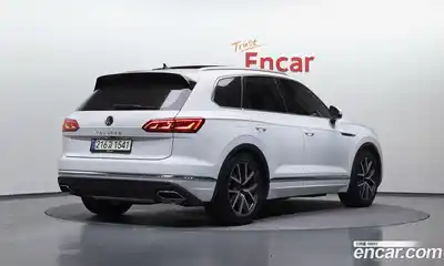 Volkswagen Touareg 2023 3.0 гидро в Москве № 826029, миниатюра 2