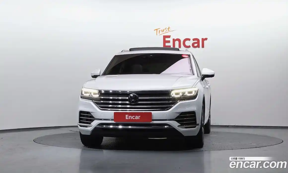 Volkswagen Touareg 2023 3.0 гидро в Москве № 826029, фото 3