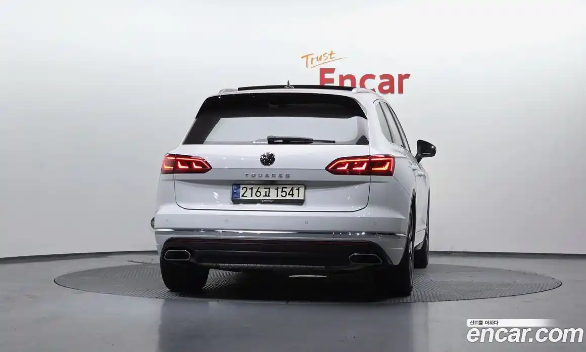 Volkswagen Touareg 2023 3.0 гидро в Москве № 826029, фото 4