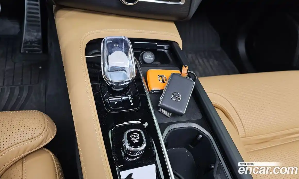 Volvo XC90 2024 2.0 гидро в Москве № 860248, фото 8