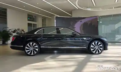 Bentley Flying Spur 2024 4.0 гидро в Москве № 864243, миниатюра 6