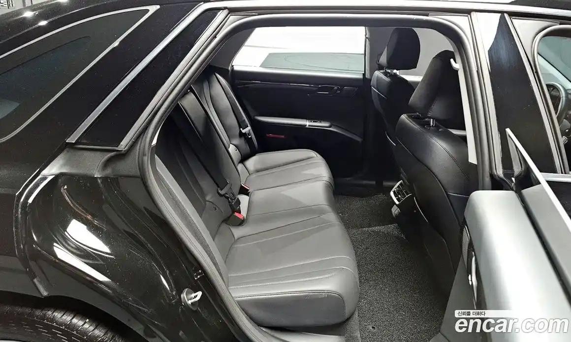 Hyundai Grandeur 2025 3.5 Автомат в Москве № 968379, фото 11