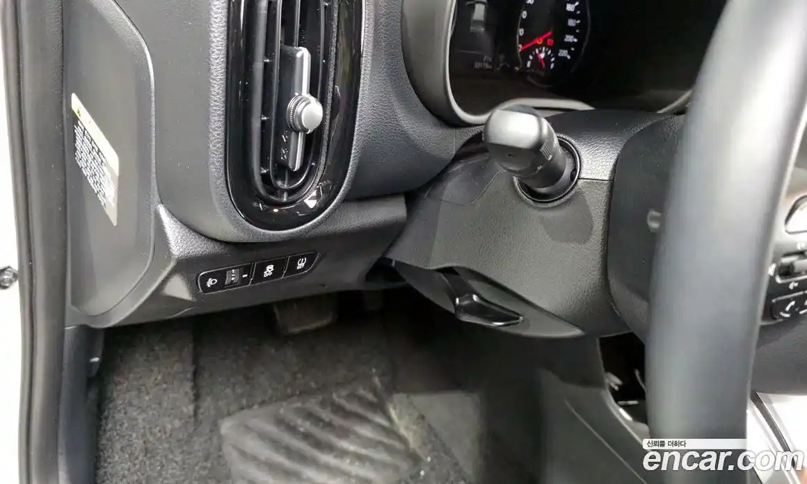 Kia Morning 2023 1.0 Автомат в Москве № 972672, фото 17