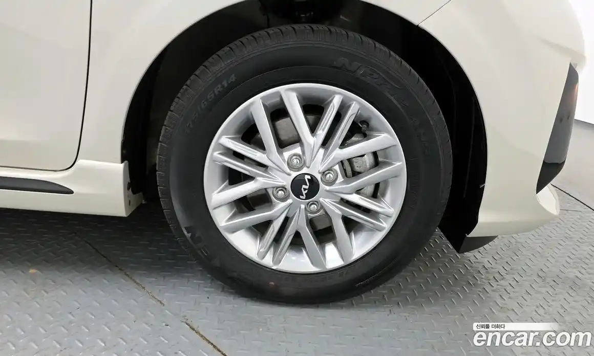 Kia Morning 2023 1.0 Автомат в Москве № 972672, фото 5