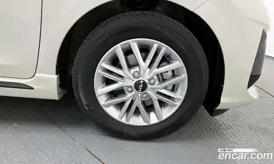 Kia Morning 2023 1.0 Автомат в Москве № 972672, миниатюра 5