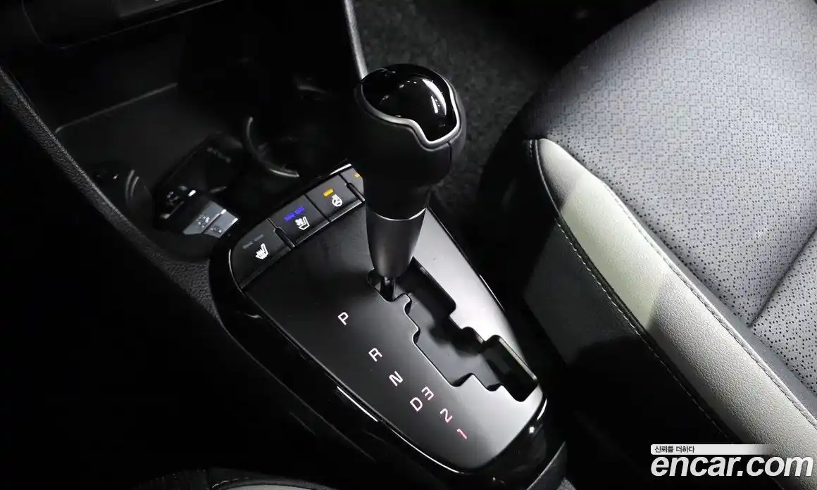 Kia Morning 2023 1.0 Автомат в Москве № 972672, фото 9