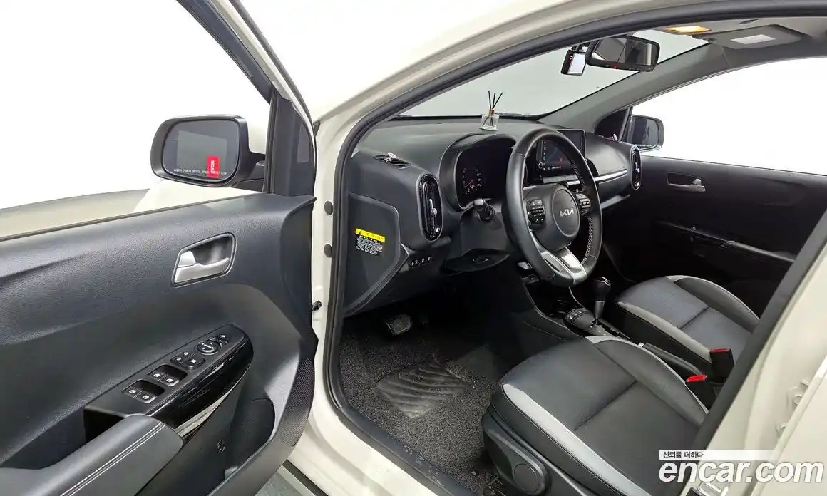 Kia Morning 2023 1.0 Автомат в Москве № 972672, фото 10