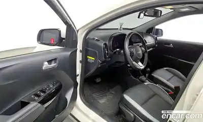 Kia Morning 2023 1.0 Автомат в Москве № 972672, миниатюра 10