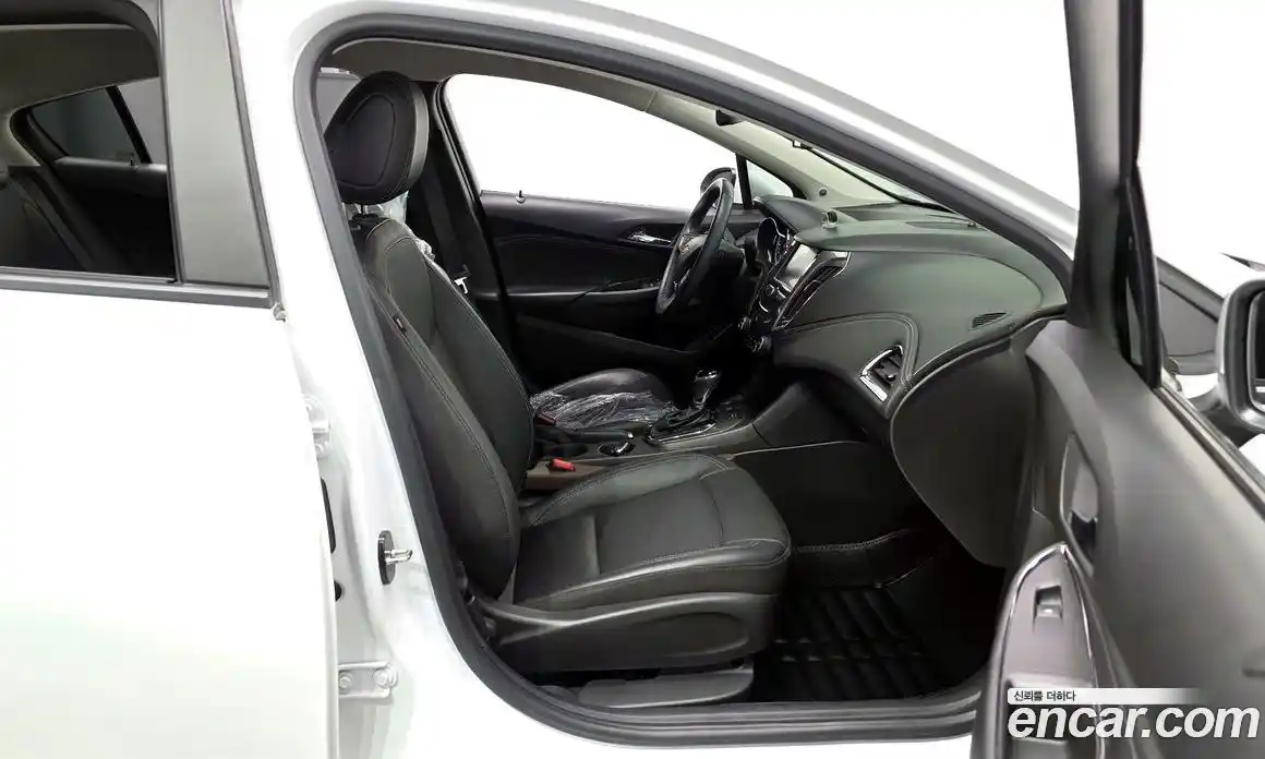 Chevrolet Cruze 2017 1.4 гидро в Москве № 974513, фото 11