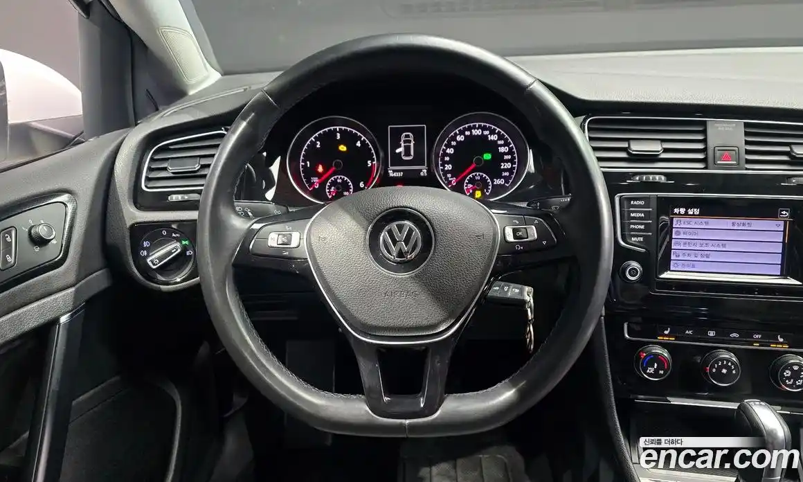 Volkswagen Golf 2013 1.6 гидро в Москве № 976160, фото 13