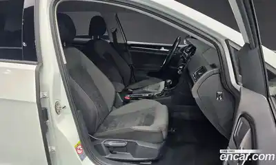 Volkswagen Golf 2013 1.6 гидро в Москве № 976160, миниатюра 10