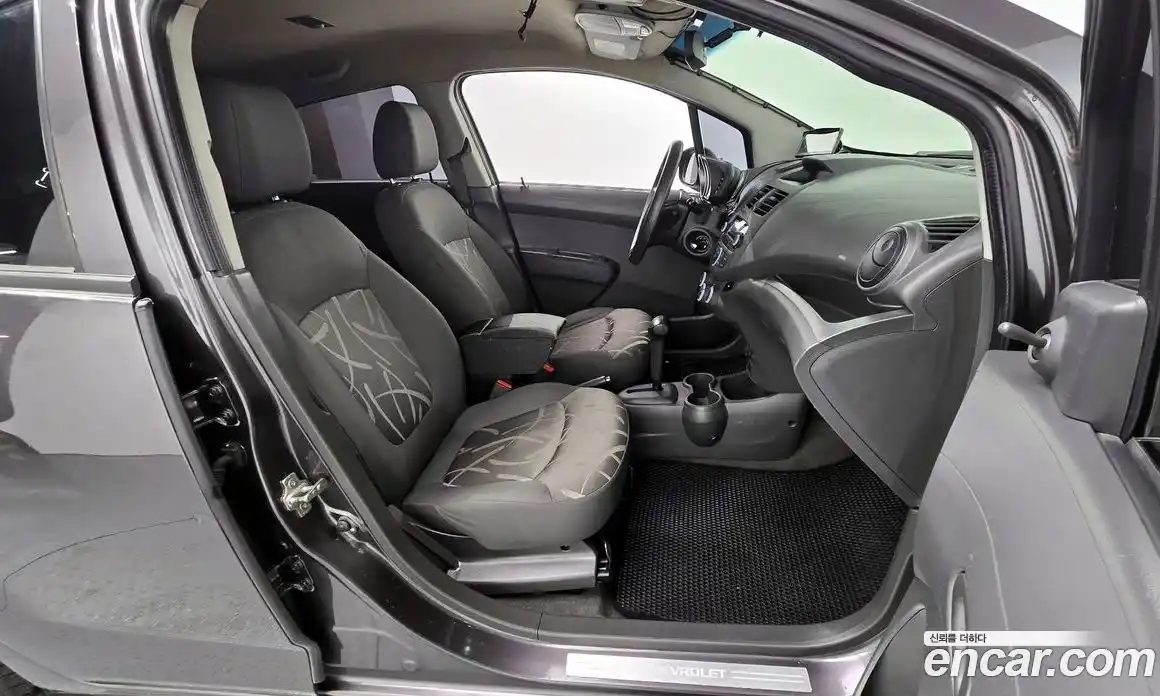Chevrolet Spark 2014 1.0 гидро в Москве, фото 11