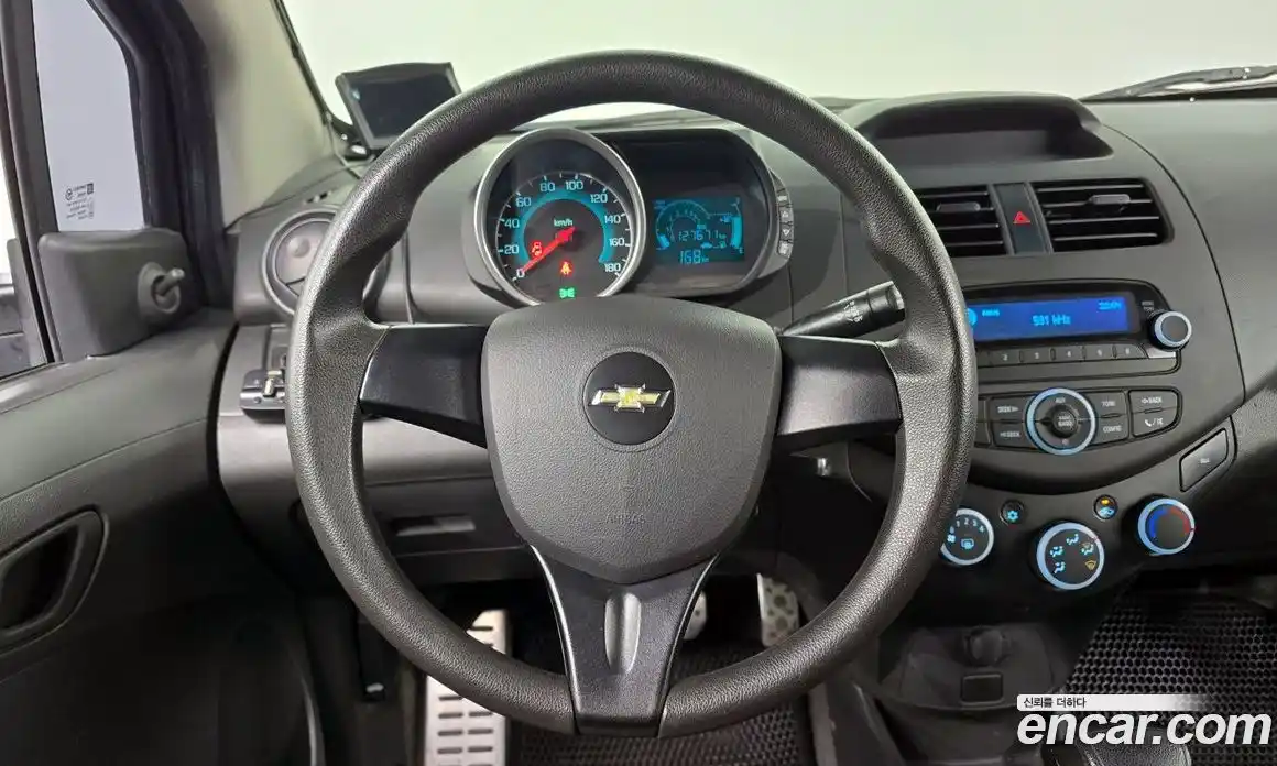 Chevrolet Spark 2014 1.0 гидро в Москве, фото 14