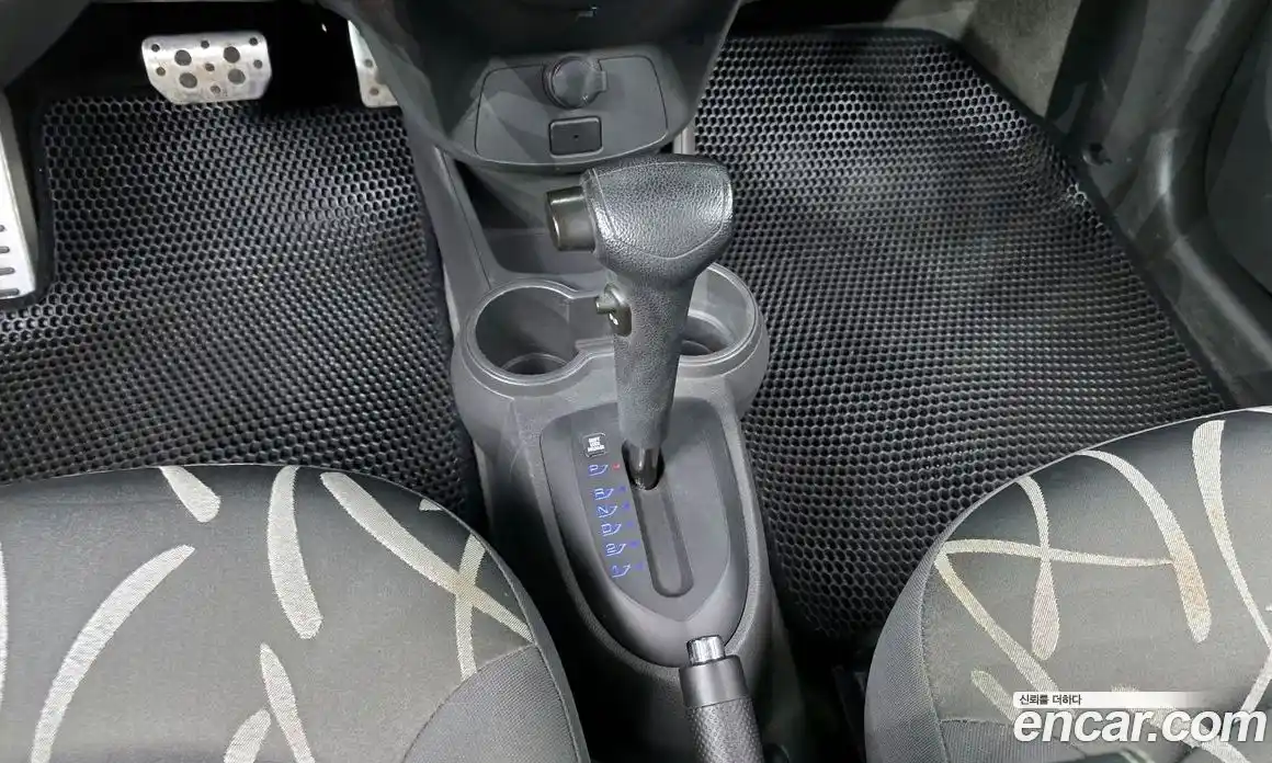 Chevrolet Spark 2014 1.0 гидро в Москве, фото 9