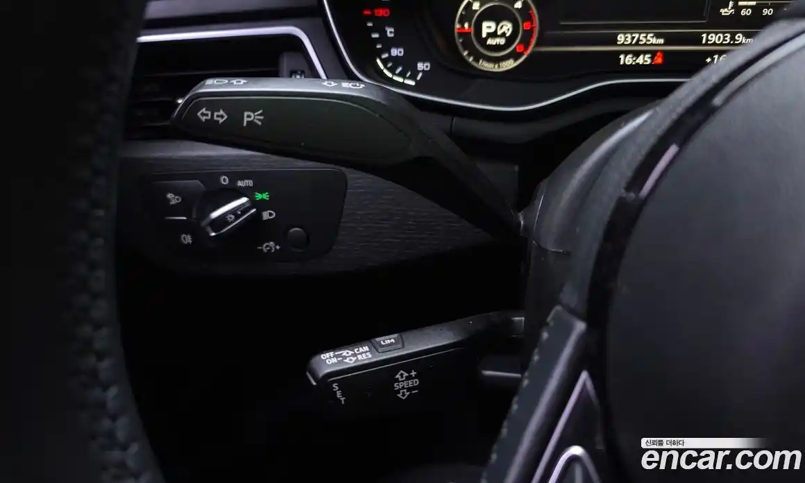 Audi A4 2018 2.0 гидро в Москве № 1002163, фото 18
