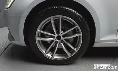 Audi A4 2018 2.0 гидро в Москве № 1002163, миниатюра 5