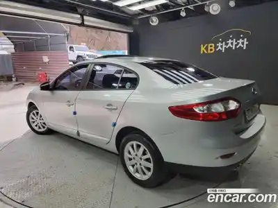 Renault SM3 2009 1.6 гидро в Москве, миниатюра 4