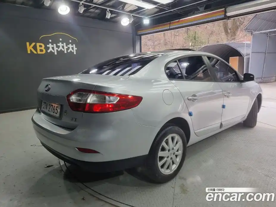 Renault SM3 2009 1.6 гидро в Москве, фото 6
