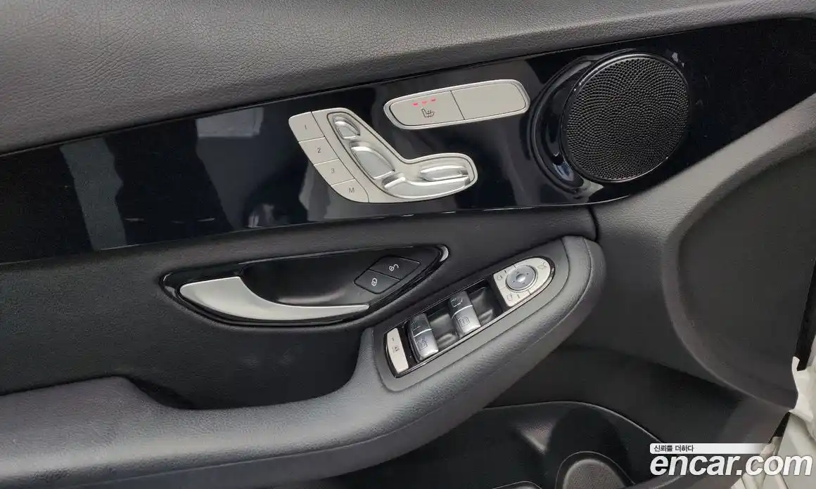 Mercedes-Benz C-Class 2018 2.0 гидро в Москве № 1005580, фото 18