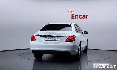 Mercedes-Benz C-Class 2018 2.0 гидро в Москве № 1005580, миниатюра 4