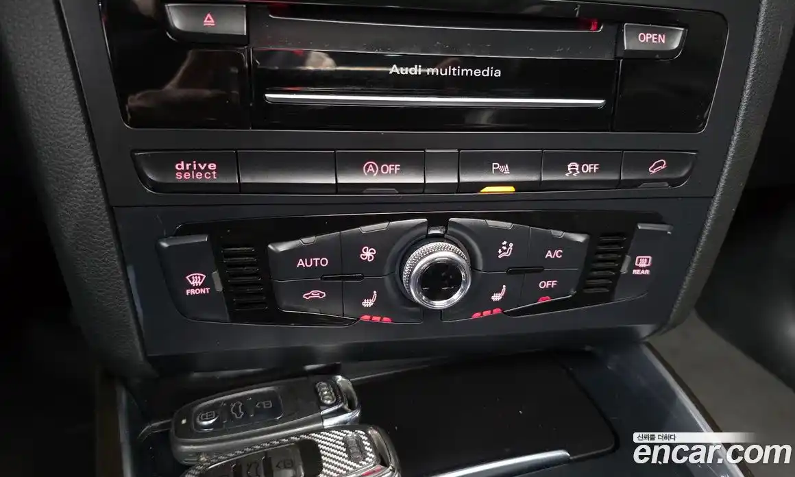 Audi Q5 2016 2.0 Автомат в Москве № 1007947, фото 16