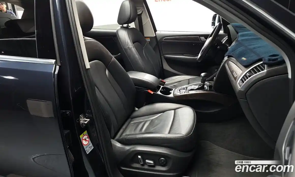 Audi Q5 2016 2.0 Автомат в Москве № 1007947, фото 10