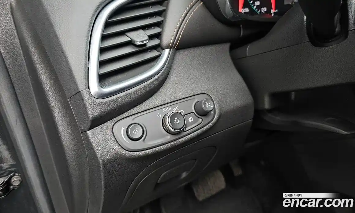 Chevrolet Trax 2018 1.4 гидро, фото 18