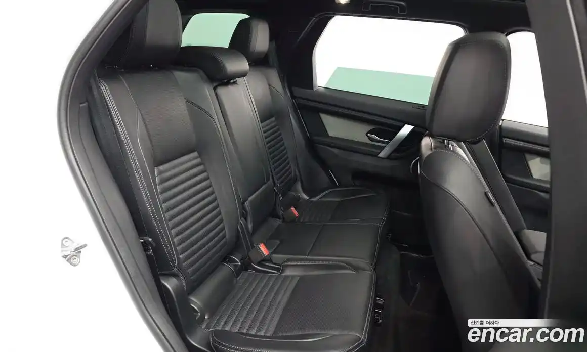 Land Rover Discovery Sport 2025 2.0 гидро в Москве № 1012438, фото 12