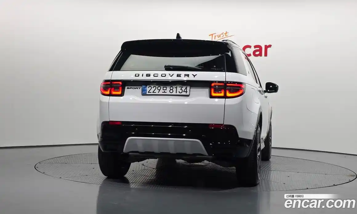 Land Rover Discovery Sport 2025 2.0 гидро в Москве № 1012438, фото 4